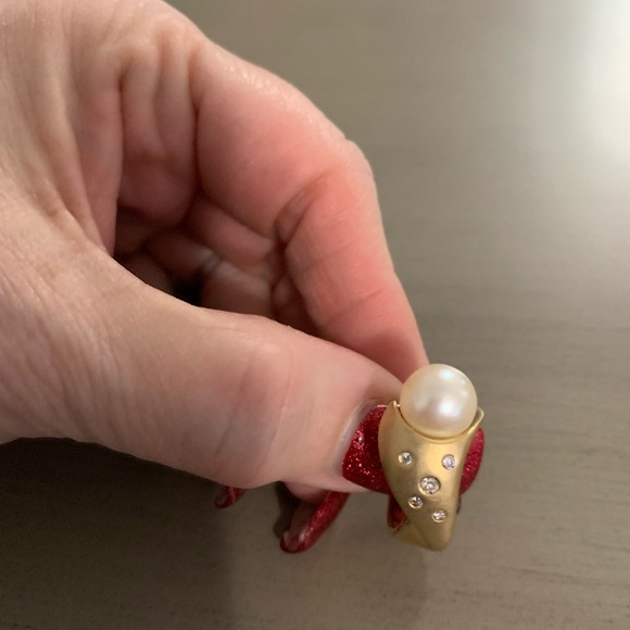 Genuine gold and pearl ring with diamond accents - Picture 3 of 9